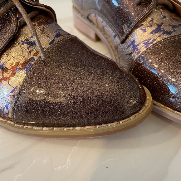 Vanessa Wu Derby Shoes - Picture 11 of 13